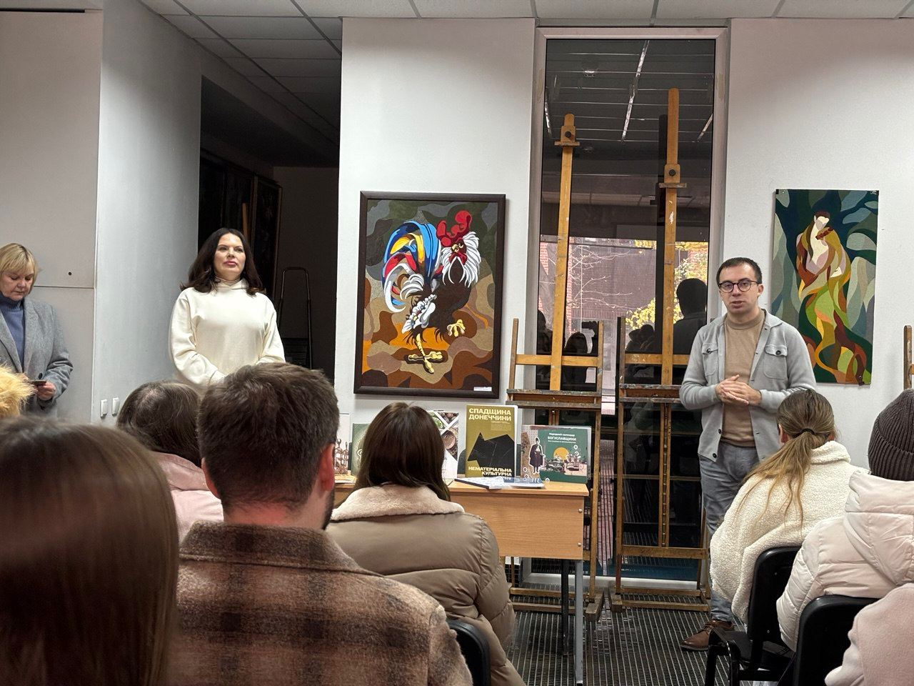 Vlada Lytovchenko zustrilasʹ z kulʹturolohamy ta zhurnalistamy universytetu Drahomanova
