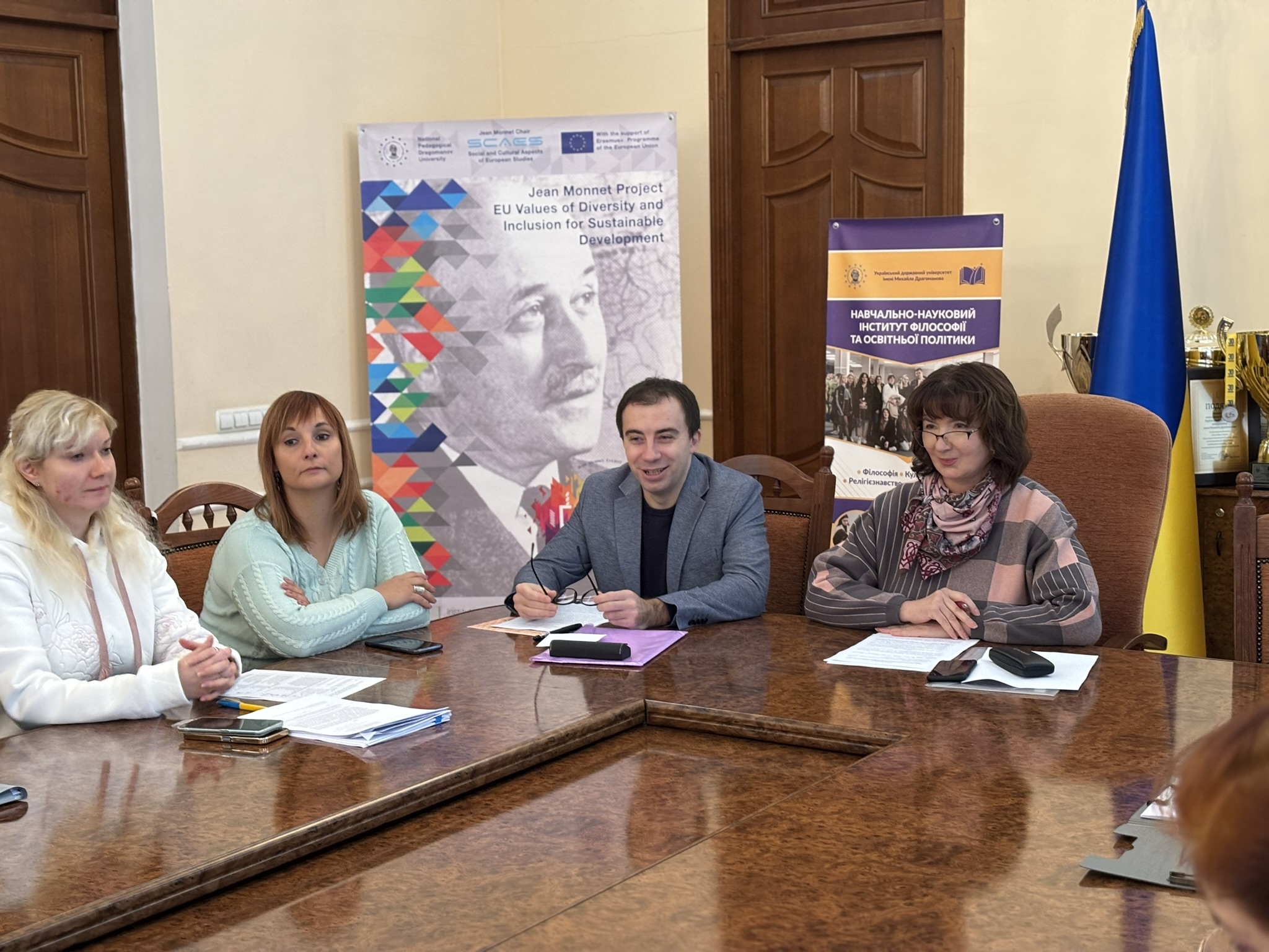 Obhovorennya zvitu holovy trudovoho kolektyvu profesora Valentyny Bobrytsʹkoyi
